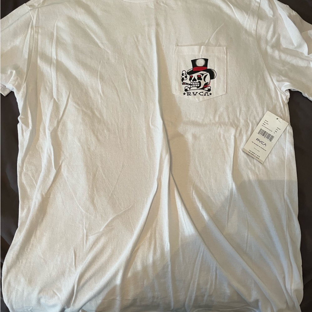 RVCA X-Large Graphic Pocket Tee. New with Tags.